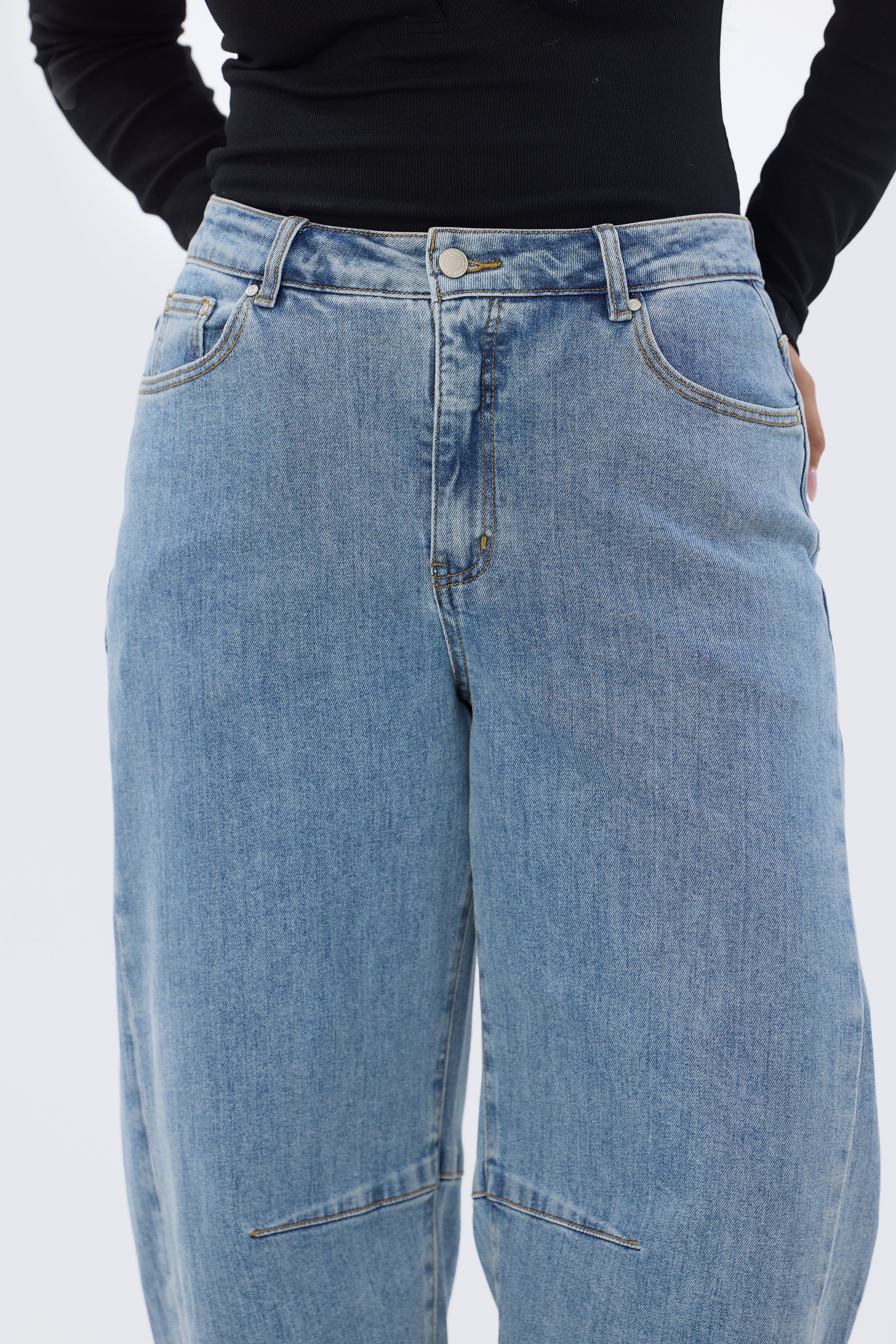 Horseshoe Jeans - Mid Blue Wash - Image 8