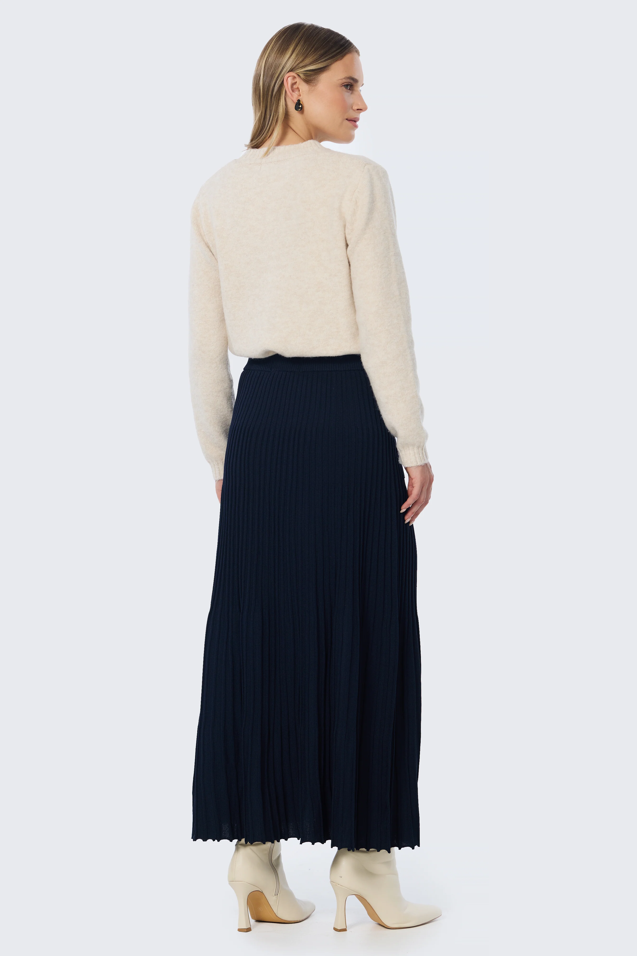 Pocket Knit Midi Skirt - Navy - Image 8