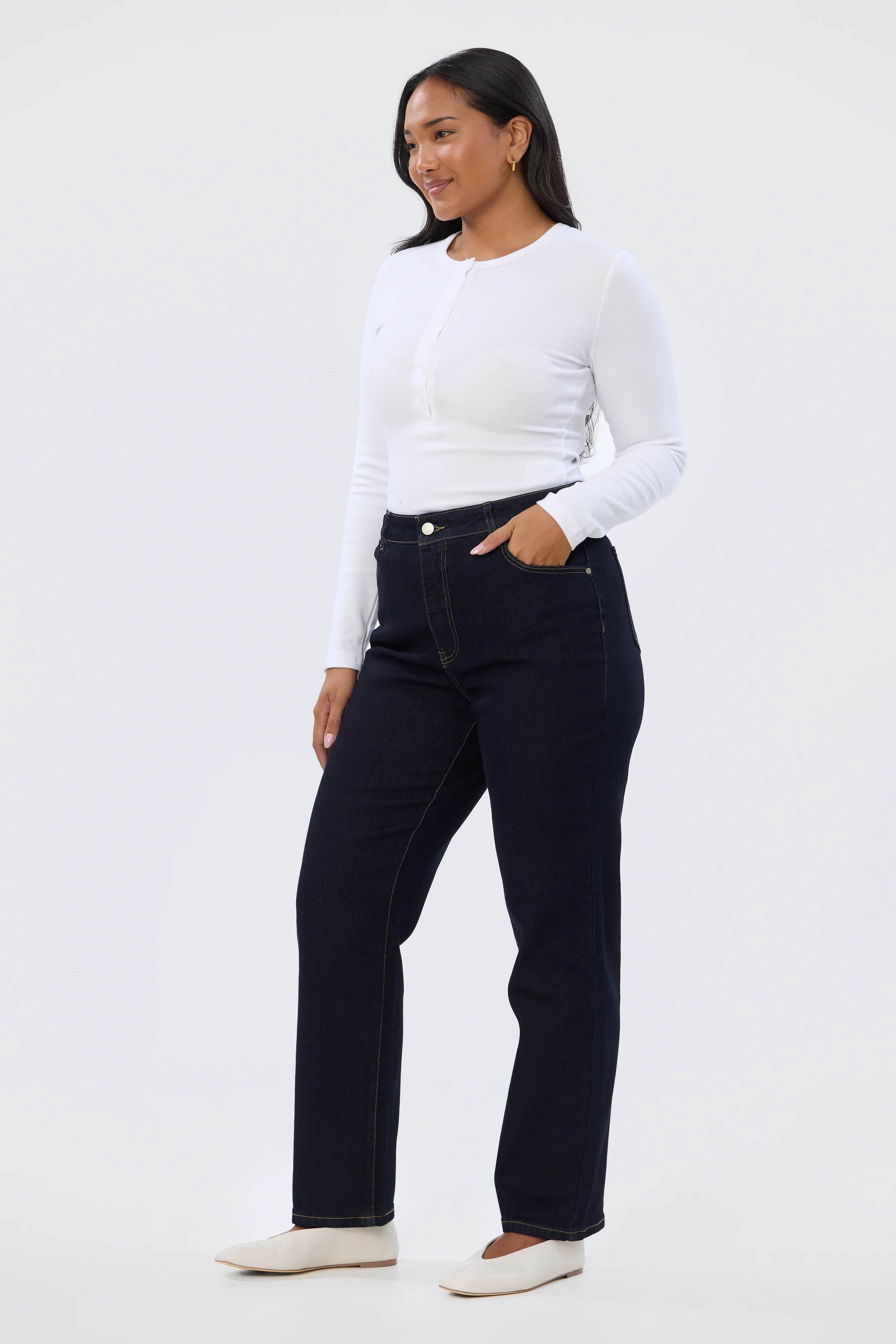 Signature Slim Leg Jeans - Indigo - Image 4