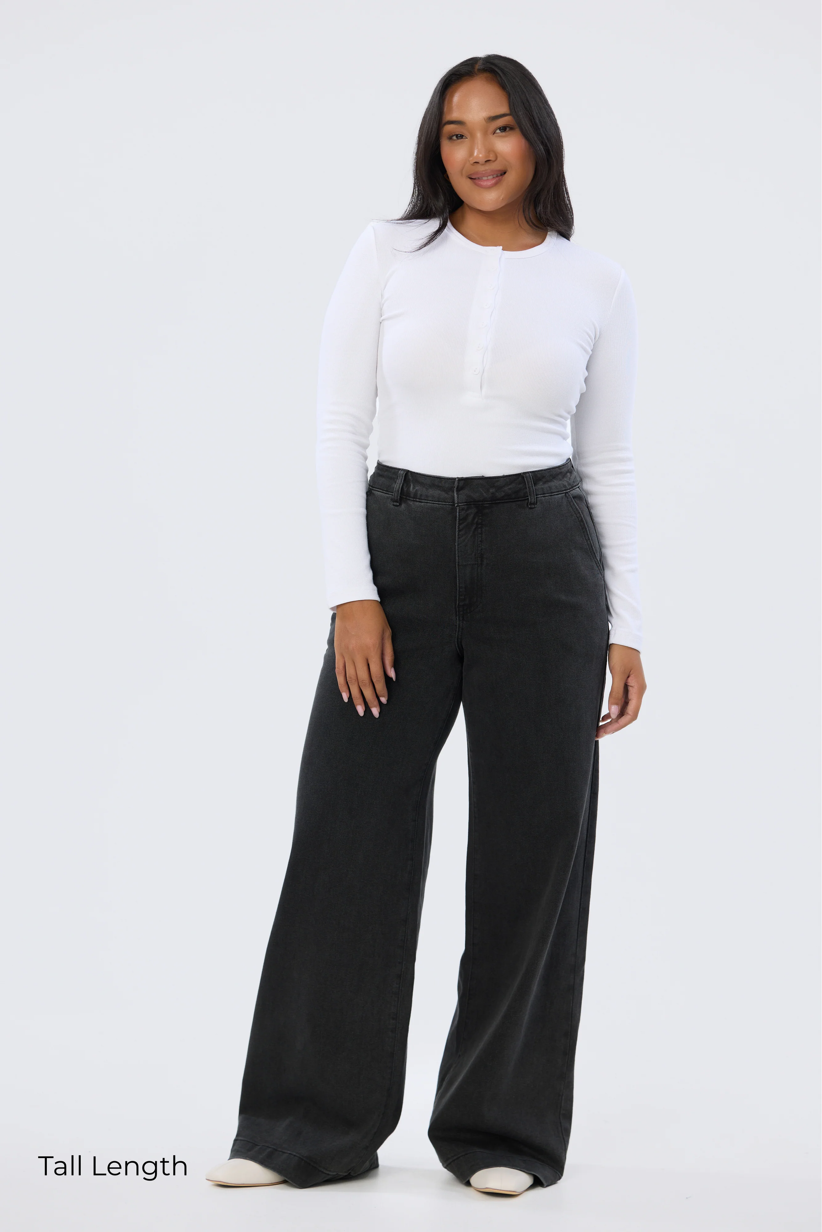 Signature Wide Leg Jeans - Black Wash - Image 9