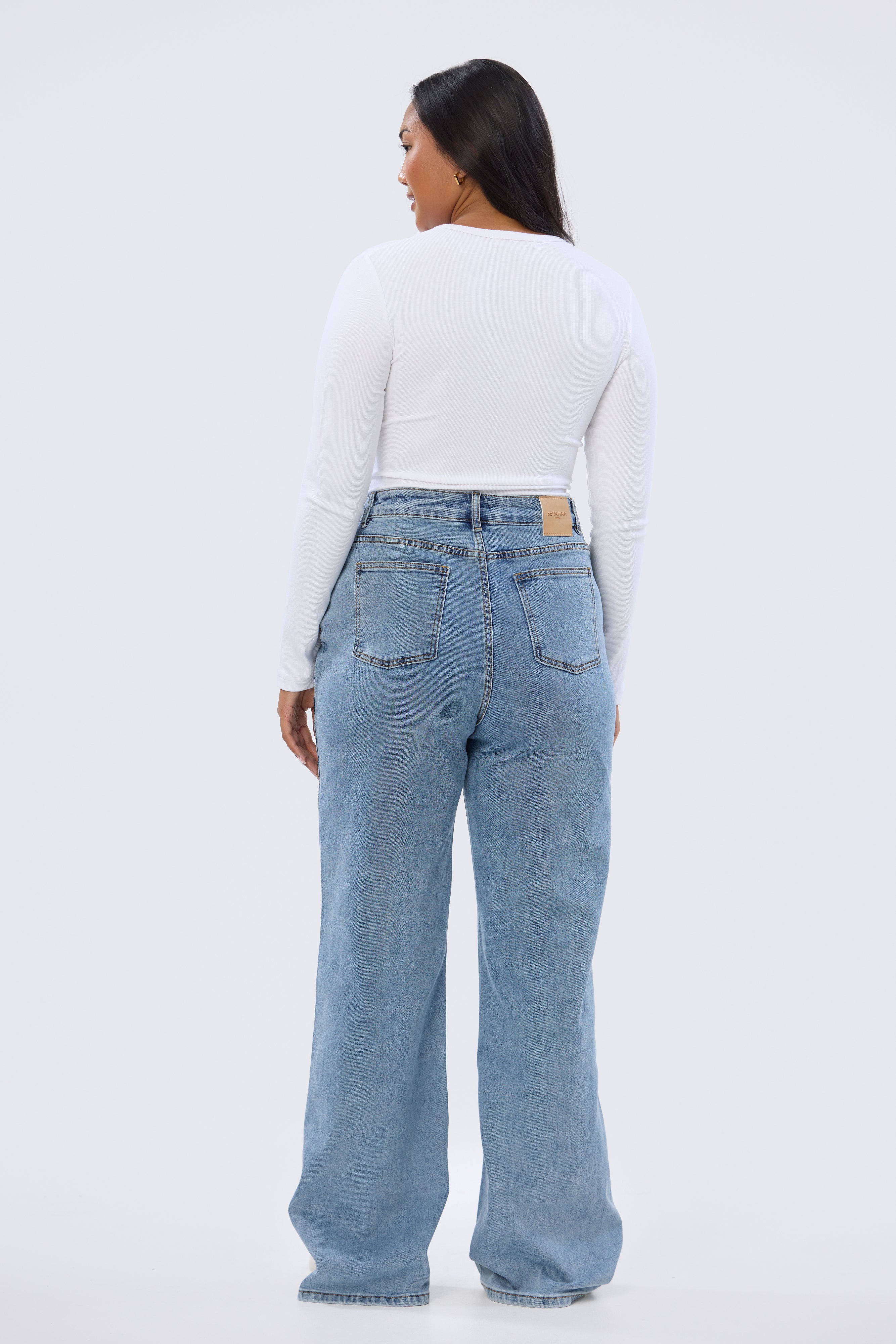 Signature Straight Leg Jeans - Mid Blue Wash - Image 12