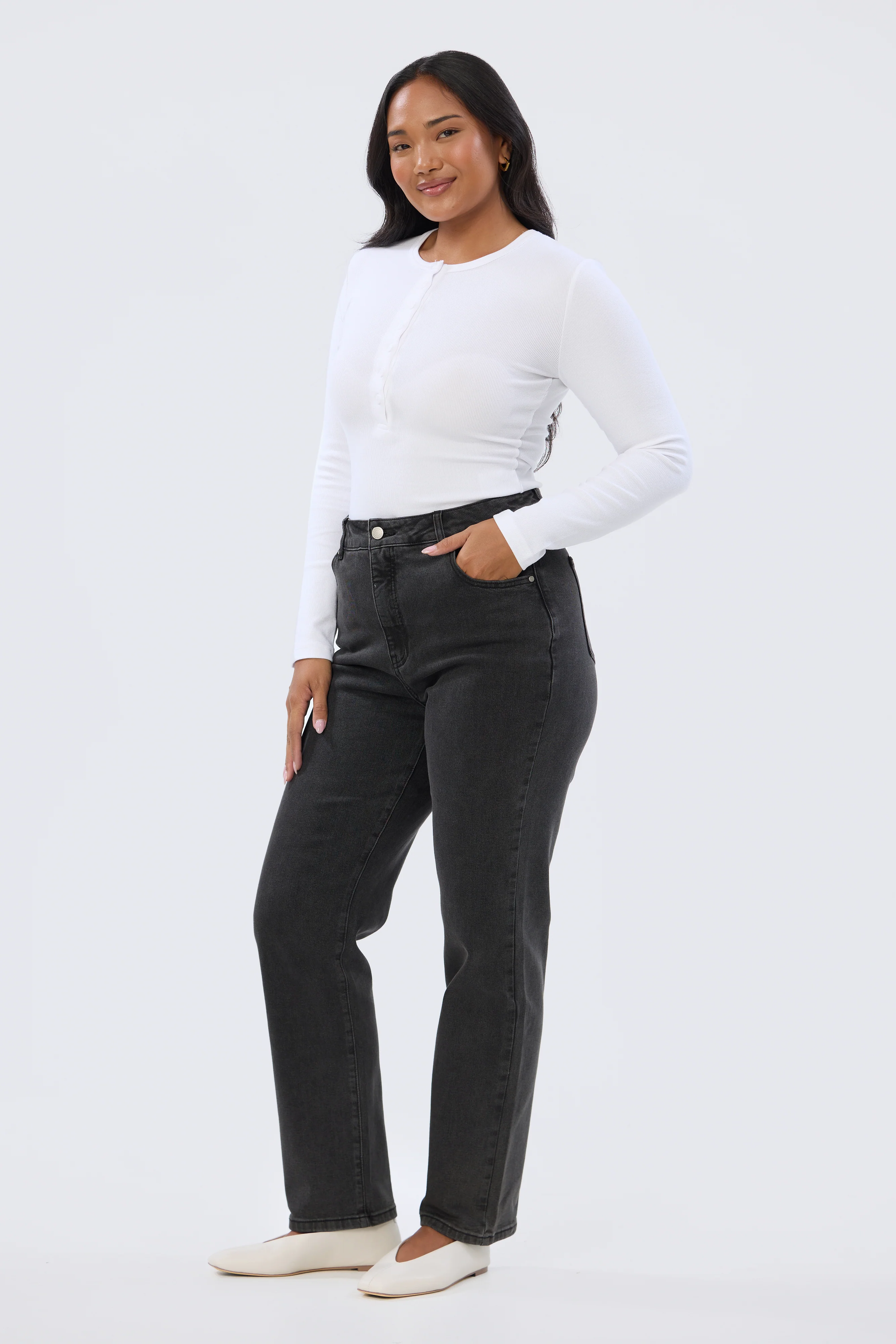 Signature Slim Leg Jeans - Black Wash - Image 3