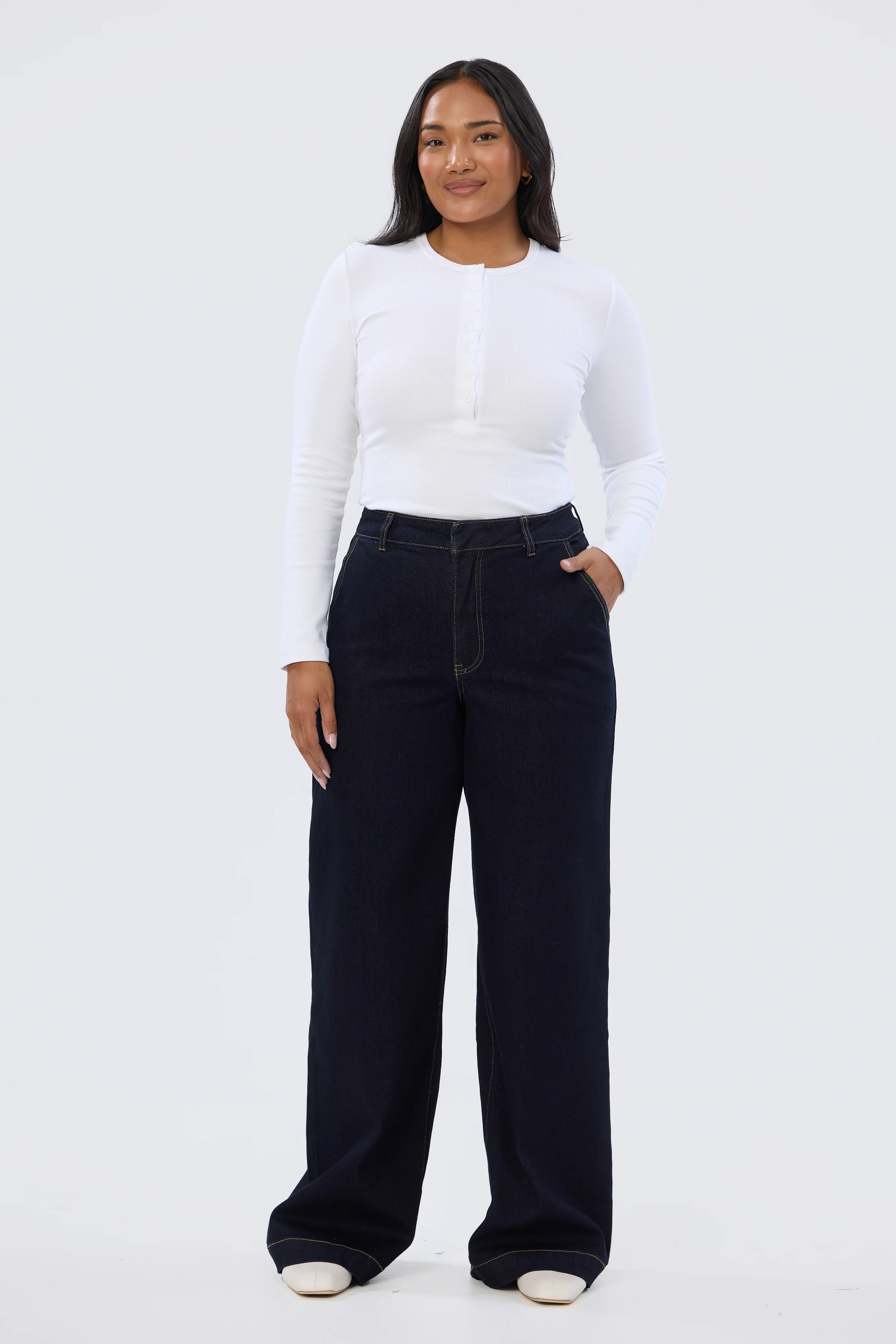 Signature Wide Leg Jeans - Indigo - Image 11