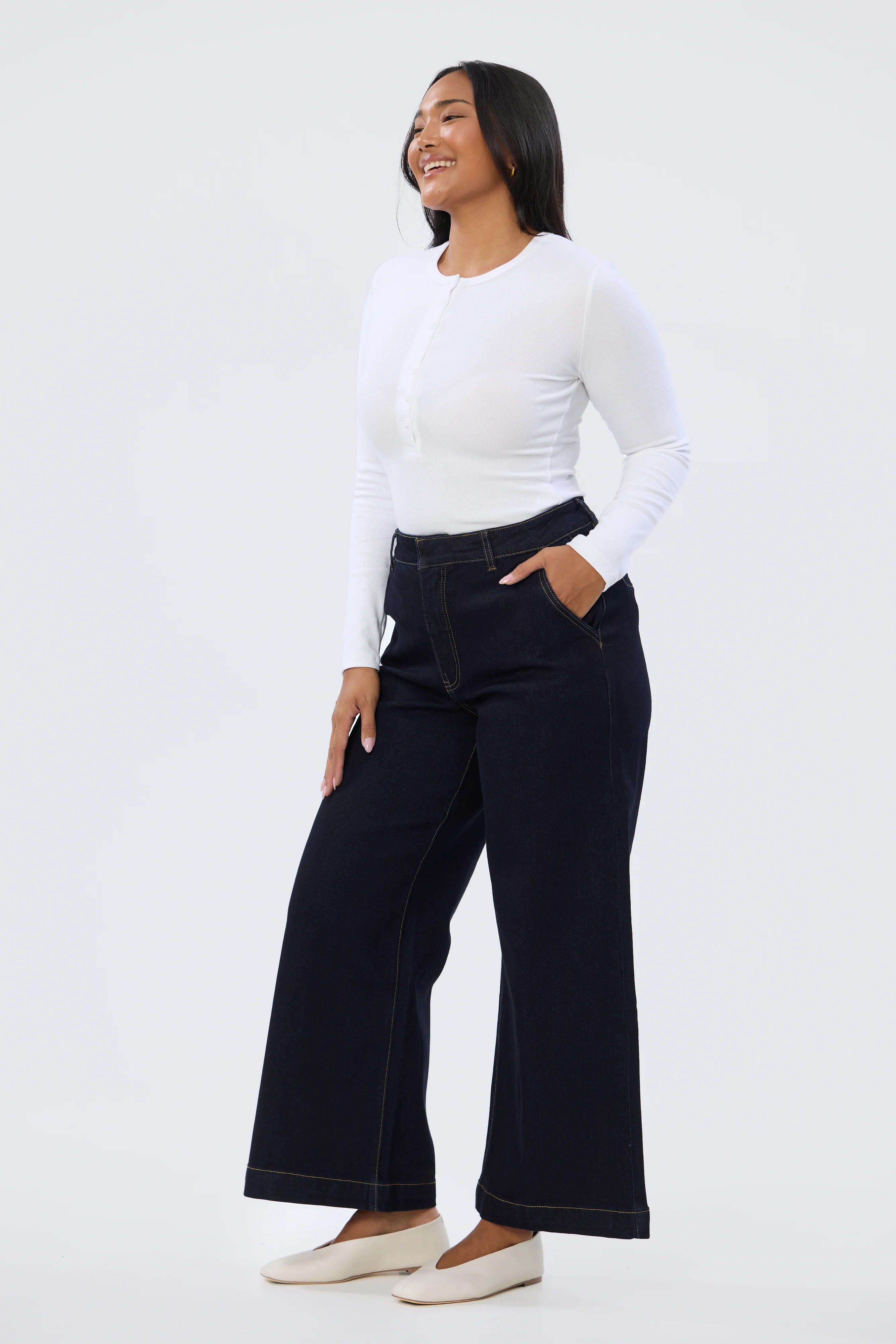 Signature Wide Leg Jeans - Indigo - Image 8