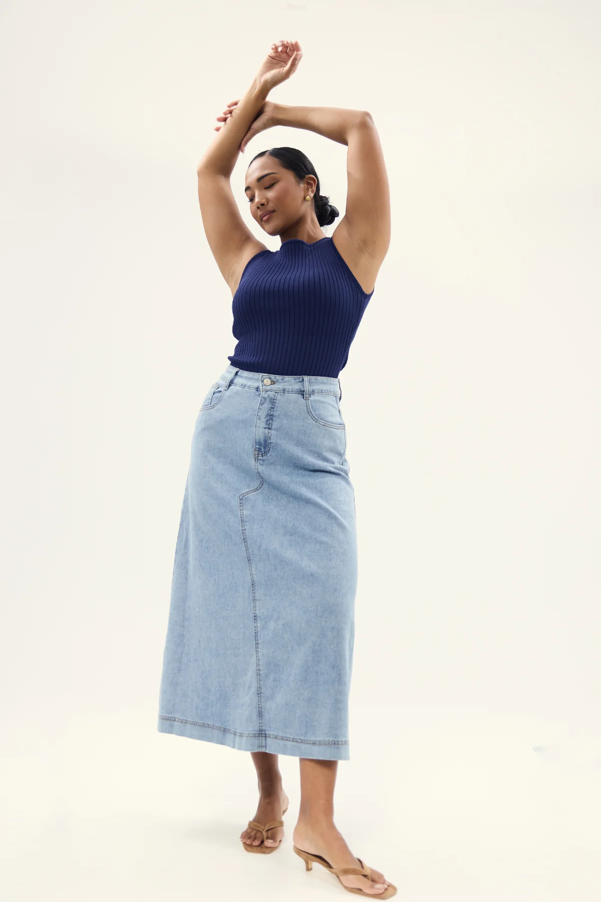 Sleeveless Boat Neck Knit Top - Indigo Blue - Image 6
