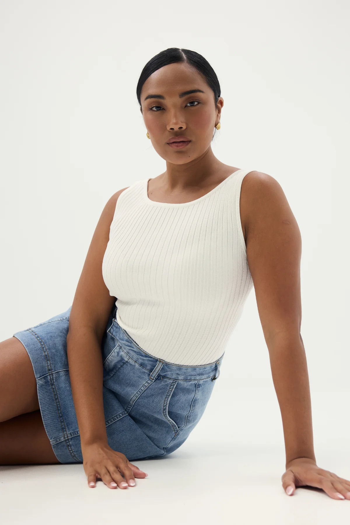 Sleeveless Boat Neck Knit Top - White - Image 7