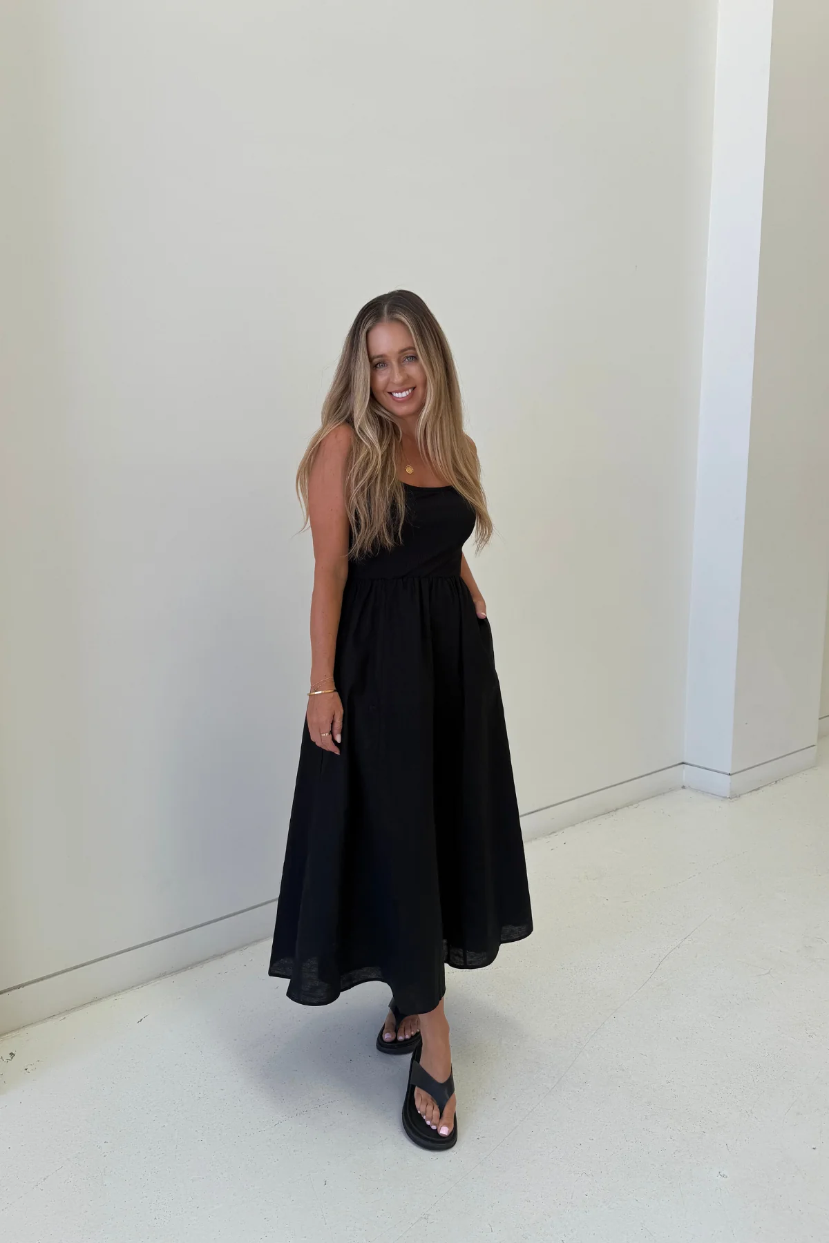 Square Neck Gathered Dress - Black - Image 6