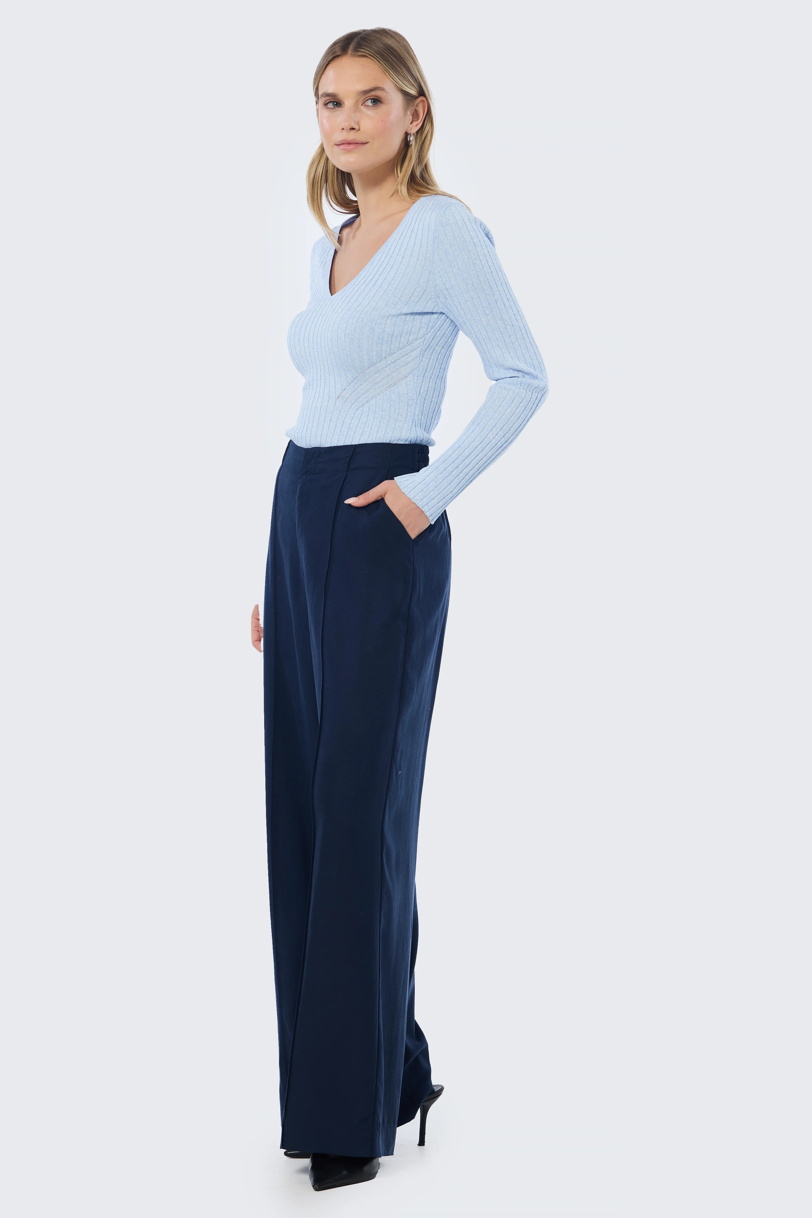 Tailored Pintuck Pants - Navy - Image 6